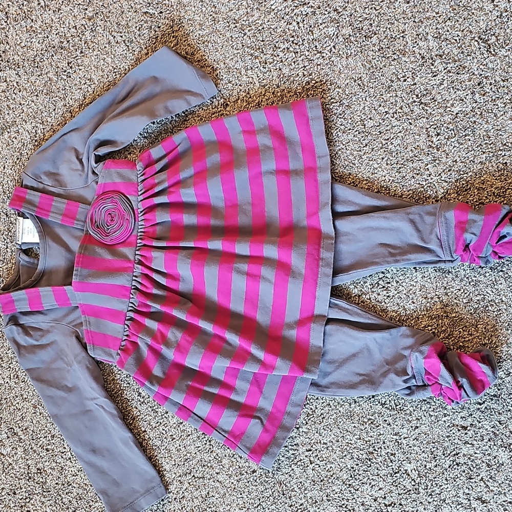 NWOT! Baby Girl's Outfit Sz 12mo